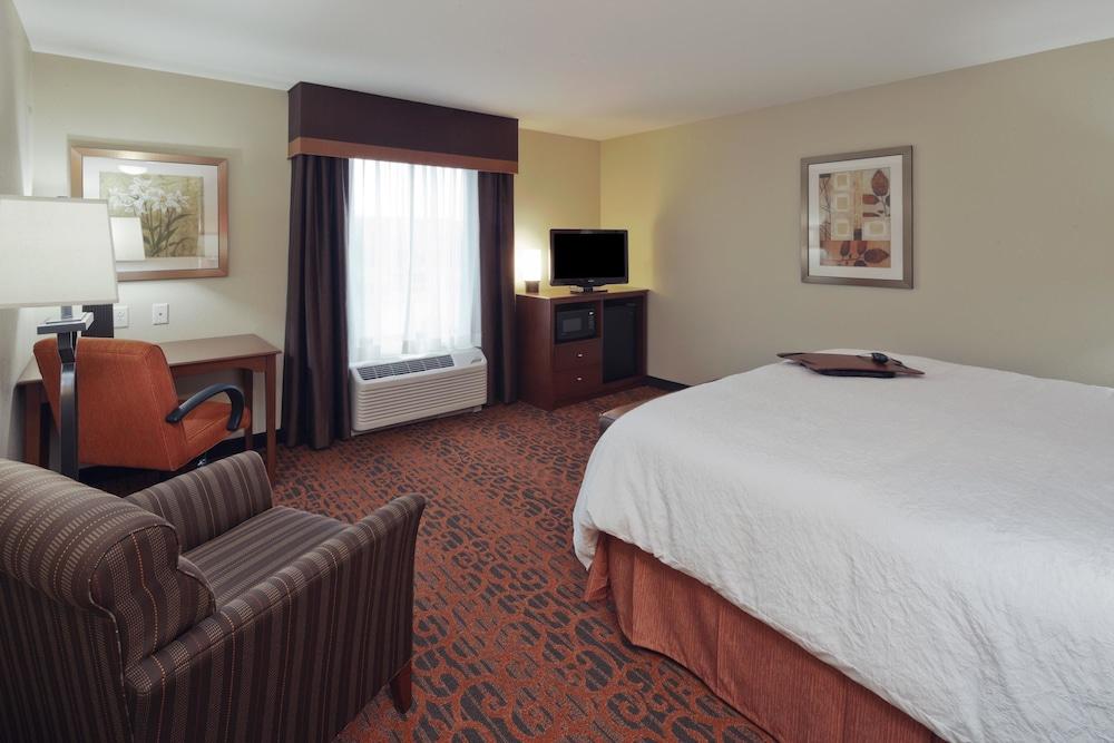 Hampton Inn Белойт Экстерьер фото