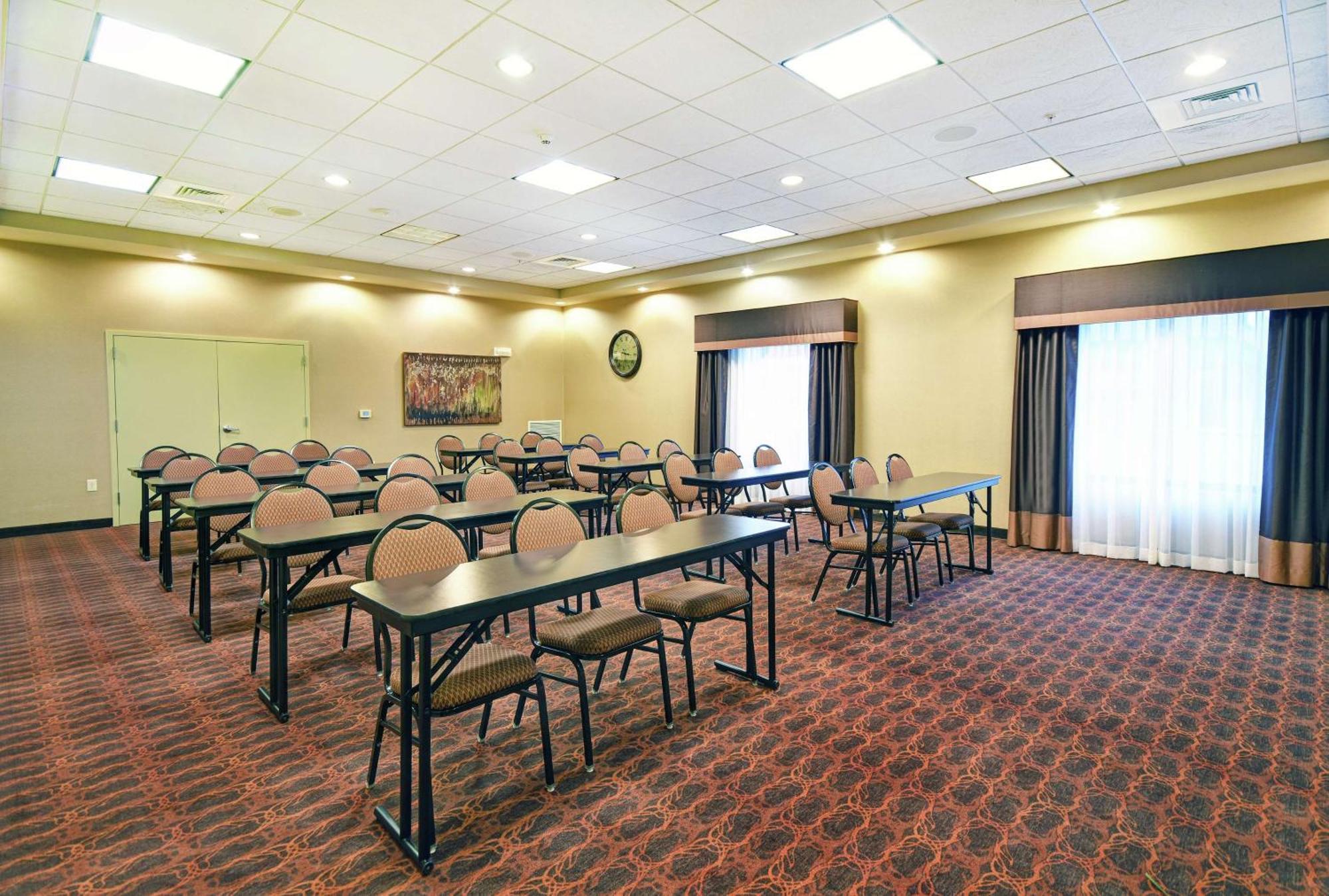 Hampton Inn Белойт Экстерьер фото